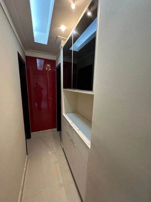 Ed quebec- apartamento mobiliado - andar alto - nascente