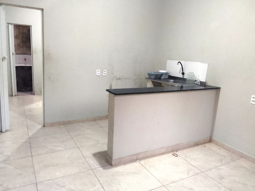 Casa em Vila na Tv. Carlos de Carvalho próx. a Tamandaré.