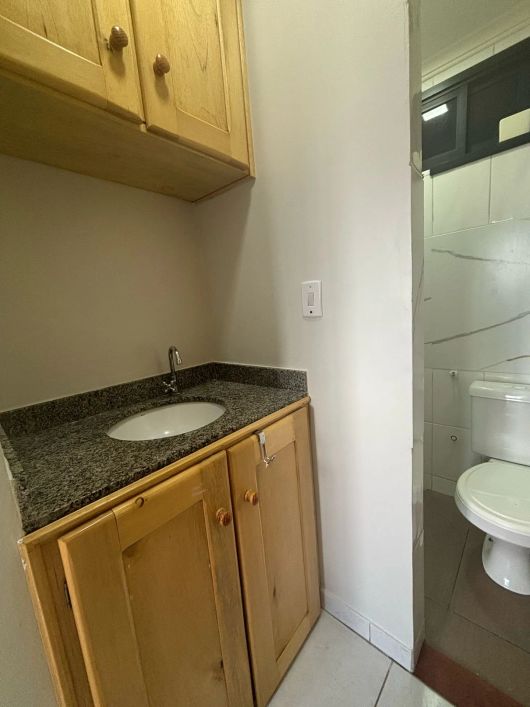 *Alugo Excelente Apto Ed Plaza Lauzanne