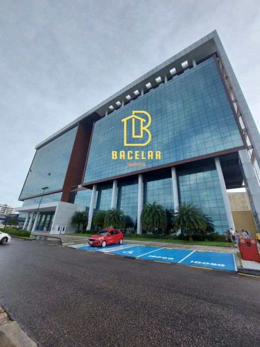 Bacelar Imóveis aluga sala comercial no ed. Parque Office, Av. Augusto Montenegro, vista shopping
