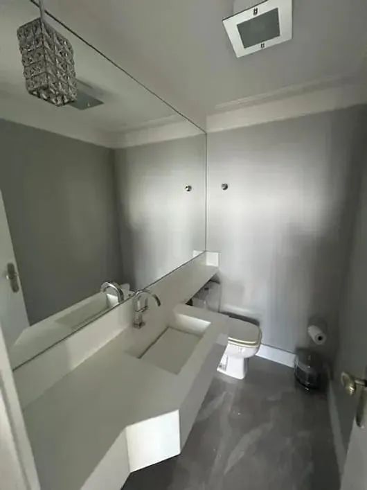 Alugo apartamento com 3 suítes no bairro de Nazaré