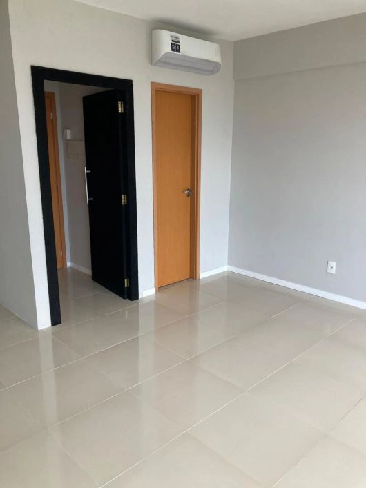 ALUGO SALA COMERCIAL NO EDIFÍCIO ACRÓPOLE