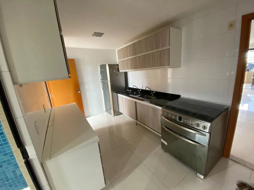 Imóvel para aluguel tem 170 metros quadrados com 3 quartos em São Brás - Belém - PA