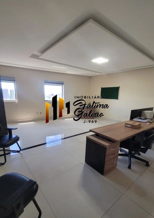 Alugo Sala Comercial com 36m2 / Nazaré