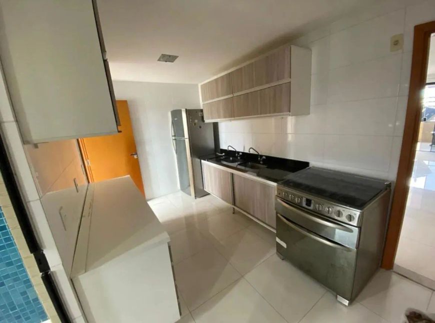 Alugo Apartamento com 4 suítes, 3 vagas em São Brás Ed. Terrazzos