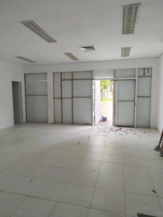 Bacelar Imóveis aluga ponto comercial em Mosqueiro, av. 16 de novembro, próximo ao novo Líder
