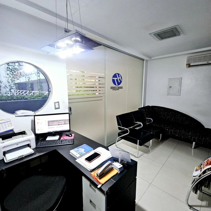 SALA COMERCIAL MOBILIADA PARA ALUGAR NO ED BOLONHA