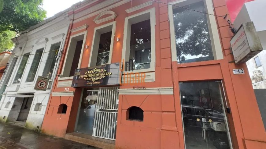 Ponto comercial de 2 andares e 160m² para aluguel na avenida Brás de Aguiar, Nazaré