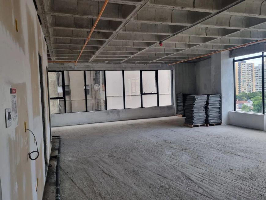 ALUGO SALA COMERCIAL ED,. QUADRA BRÁS CORPORATE 93m2 , bairro Umarizal