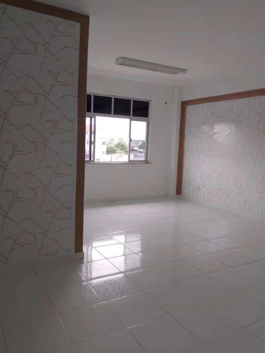 Sala comercial na lojas esquina da João Paulo 30m2 ótima pra escritório