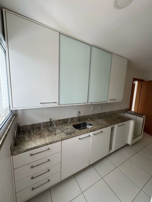 Imóvel para aluguel possui 112 metros quadrados com 3 quartos em Marco - Belém - PA