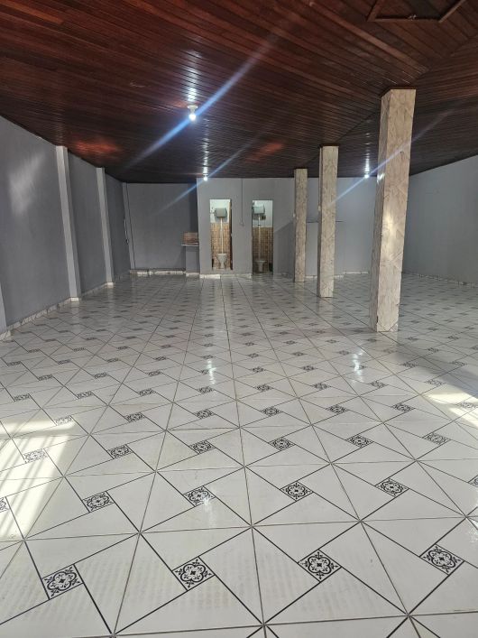 ALUGO SALA COMERCIAL ALTOS NO CONJ. TAPAJÓS