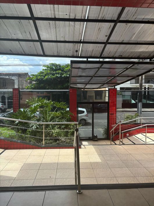 GUAMÁ ED. PLAZA LAUZANNE 3 QUARTO SENDO 2 SUÍTES