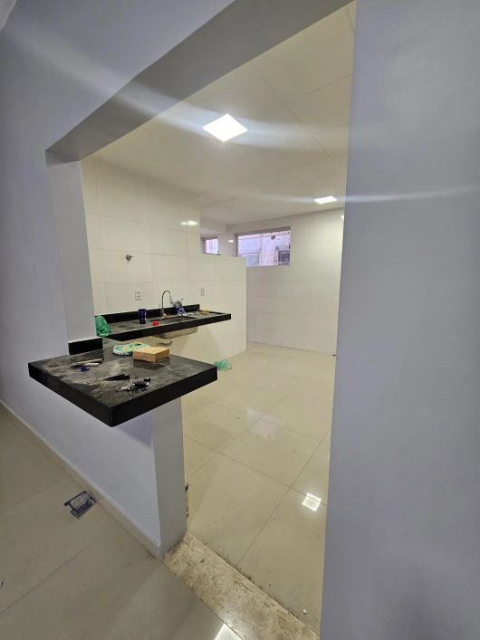 LIDIA CARLA ALUGA AP REFORMADO VILA ROSEIRA-TENONÉ