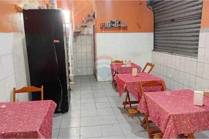 "Restaurante Reformado Passa Ponto em Local Estratégico Próximo da Praça Oito de Dezembro Guarulhos"