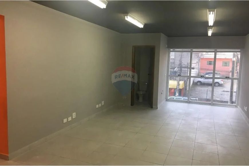 Prédio comercial - Próximo ao Hospital São Luiz