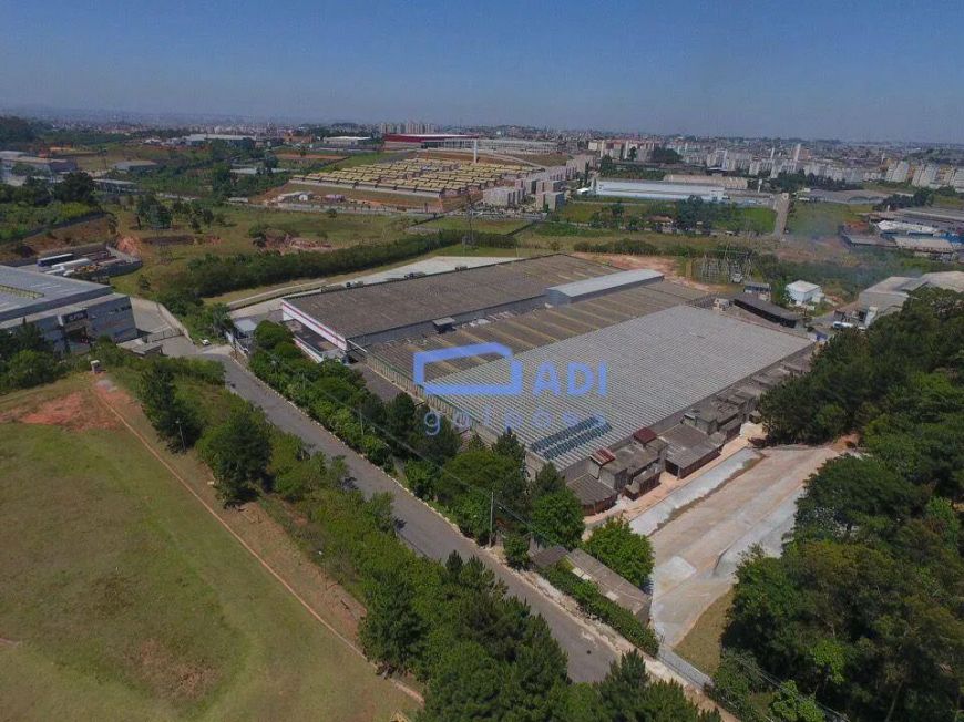 Galpão Industrial/Logístico - Condomínio Fechado - Locação - 7.023 m² - Aeroporto de Cumbica - Guaru