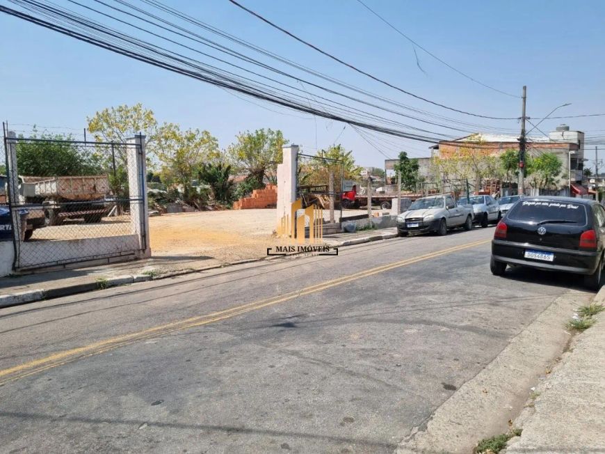 Terreno com 1.500 m² na V. Itapoan- Guarulhos