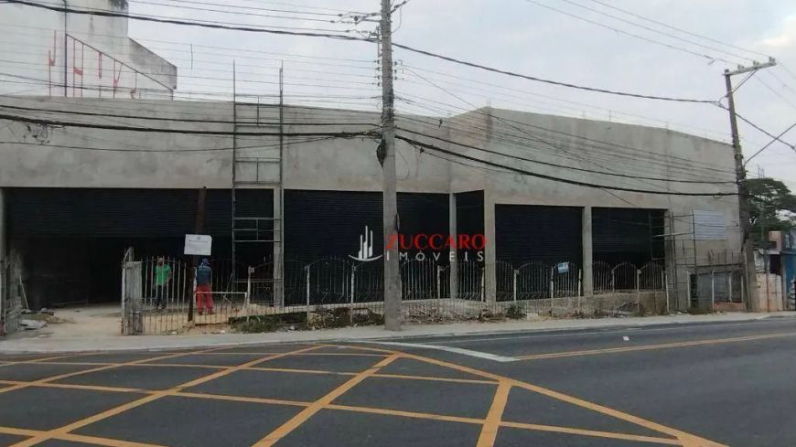 salão de 400metros quadrados com 20 vagas 30.000/mês - Vila Hulda - Guarulhos/SP