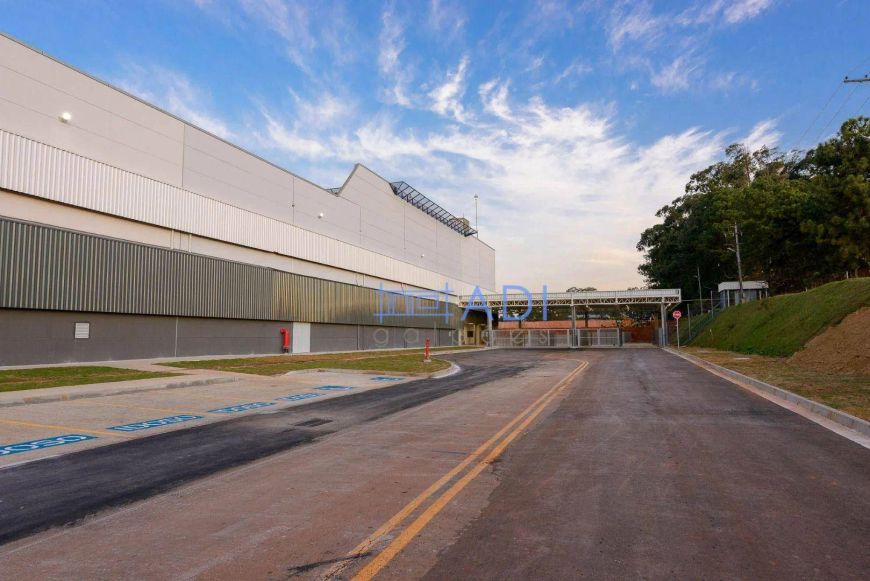 Galpão Logístico para Locação - 9.718 m² - Rod. Dutra - Guarulhos - SP
