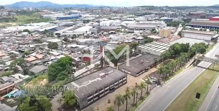Área as margens da Rodovia Presidente Dutra com 14.744 metros quadrados em Jardim Fátima - Guaru