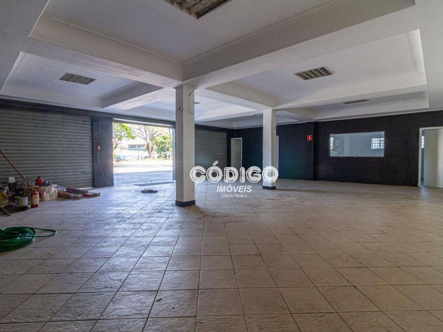Salão Galpão Depósito Ponto Comercial para Alugar, 172 metros por R$ 7.500 Mês em Cumbica - Guarulho