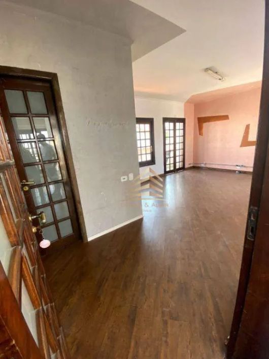 Sobrado com 3 dormitórios para alugar, 500 m² por R$ 7.638,00/mês - Jardim Pinhal - Guarulhos/SP