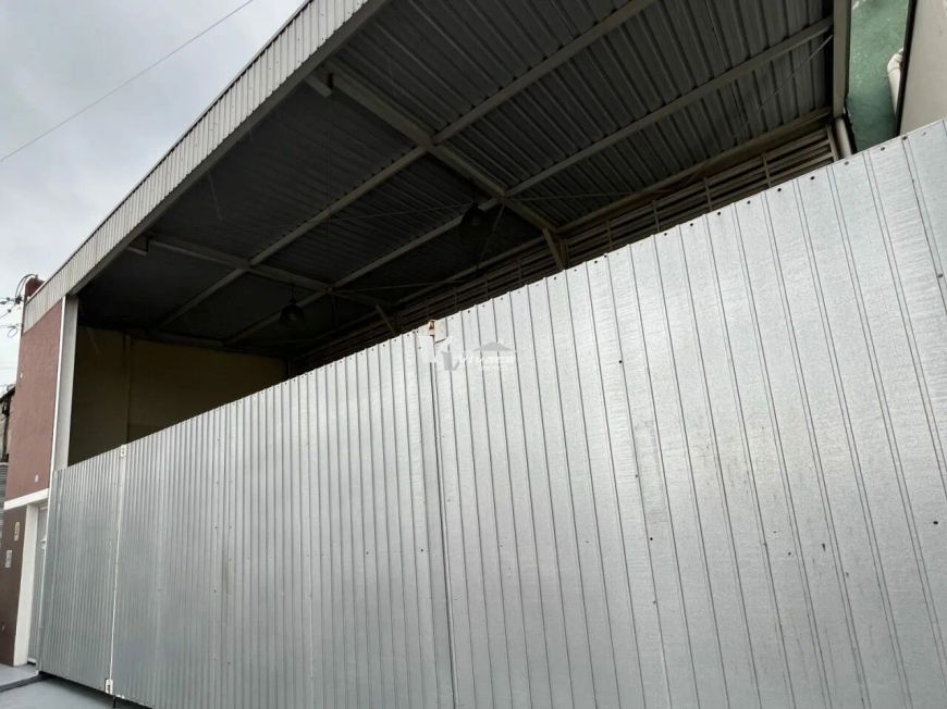 EXCELENTE GALPÃO DISPONÍVEL PARA LOCAÇÃO EM GUARULHOS COM 480M² DE ÁREA CONSTRUÍDA