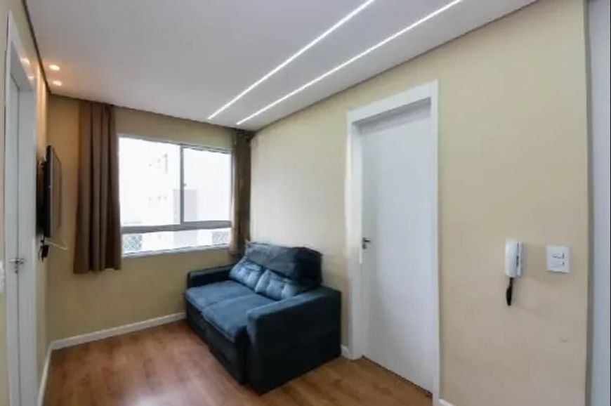Imóvel para aluguel possui 37 metros quadrados com 2 quartos em Vila das Bandeiras - Guarulhos - SP