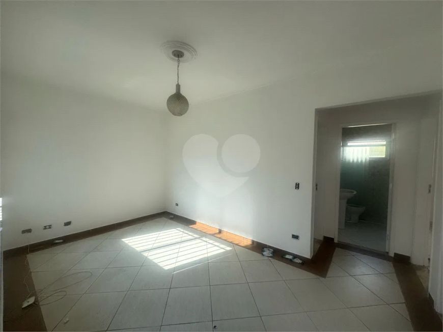 Casa de vila com 2 quartos para locação em Gopoúva - SP