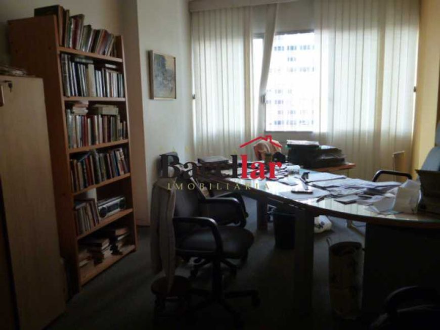 Sala : / Comercial / Centro