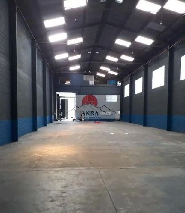 Alugo galpão 780 m² PD 8m na Vila Endres ao lado da Dutra!!