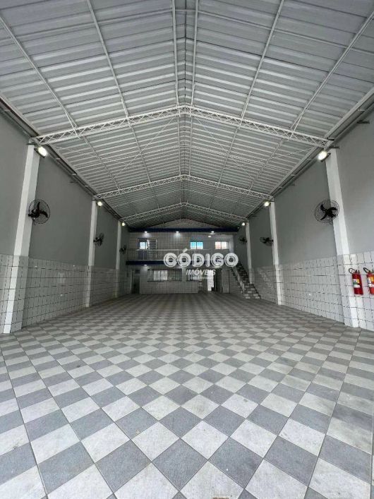 Galpão para alugar, 290 m² por R$ 10.325/mês - Cumbica - Guarulhos/SP