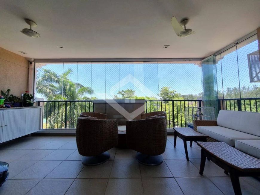 Apartamento com 153m² com 4 quartos na Barra da Tijuca