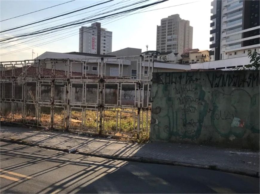 Terreno à venda em Vila Rosália - SP