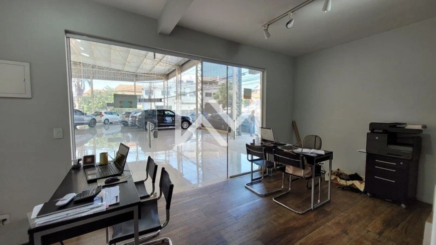 Salão Comercial para locação, 429 m2, 4 salas, fachada em vidro, pé direito alto , Jardim Pinhal,