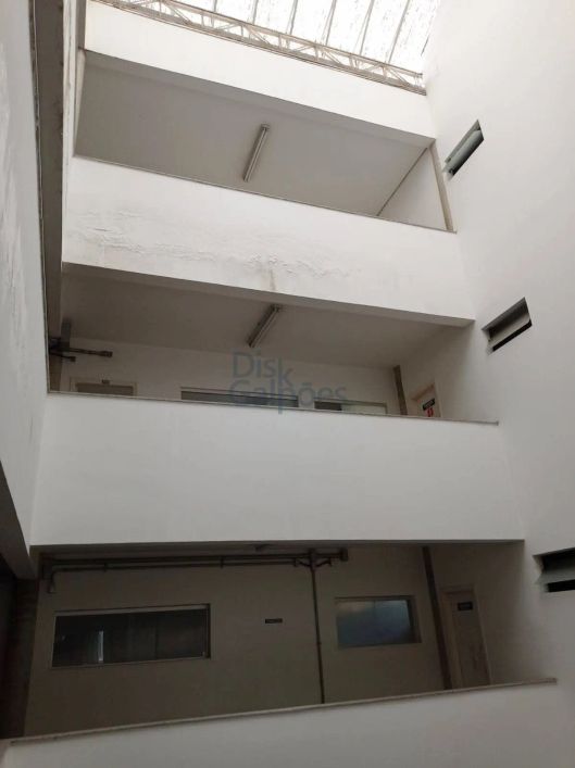 Locação de Conjunto Comercial em Guarulhos-SP, bairro Centro com 3600m² Área Const. e 3600m² Área Te