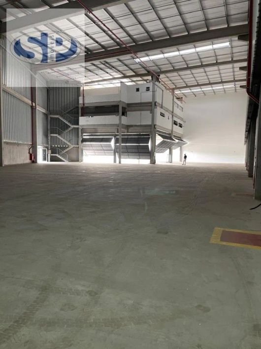 Galpão em Condominio - 1216m² de armazem, 04 docas, 12 pé direito. Rod. Pres. Dutra - Guarulhos