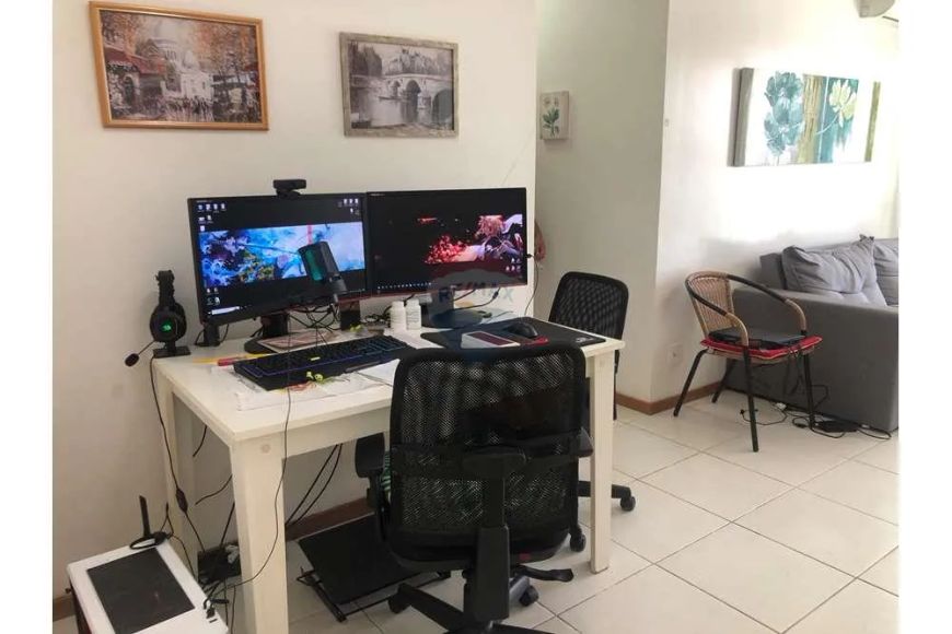 Apartamento Moderno no Recreio dos Bandeirantes 2 quartos, suíte e varandão com clube. R$ 530.000,00