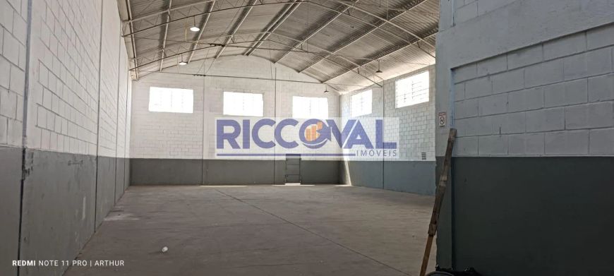 Galpão para Locação em Guarulhos - 416m² na Cidade Industrial