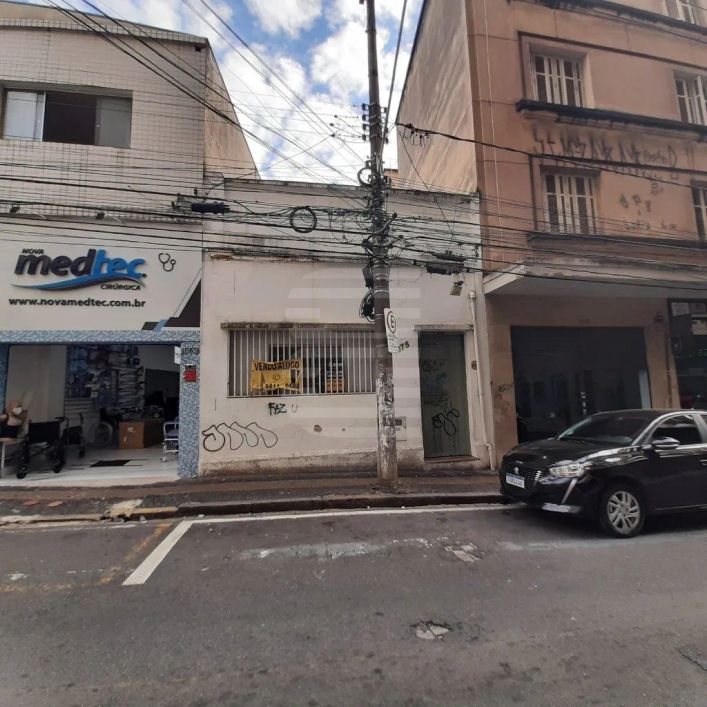 Casa comercial para alugar no Centro de Campinas, com 5 salas, 2 banheiros
