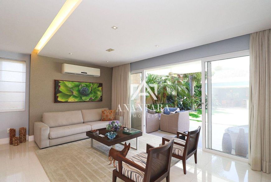Casa no Alphaville com 4 suítes - Barra da Tijuca