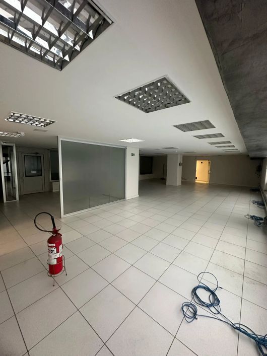 Locação Comercial na região central de Campinas-SP - 623m2