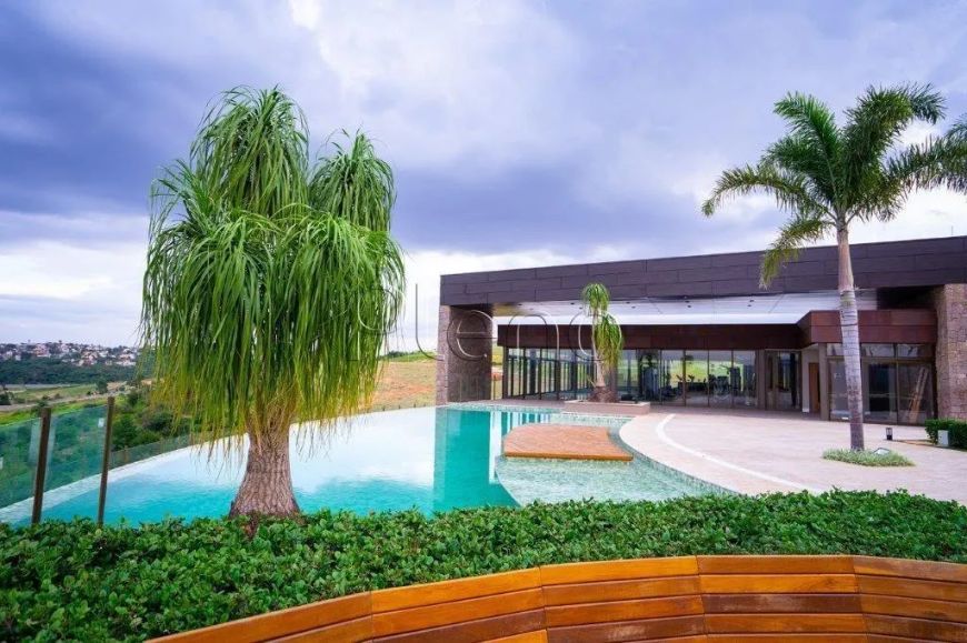 Terreno à venda com 1200 m² no Loteamento Residencial Entre Verdes (Sousas), Campinas.