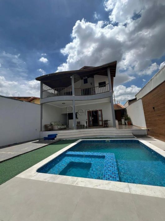 Casa à venda com 3 quartos no Jardim Santa Amália, Campinas.