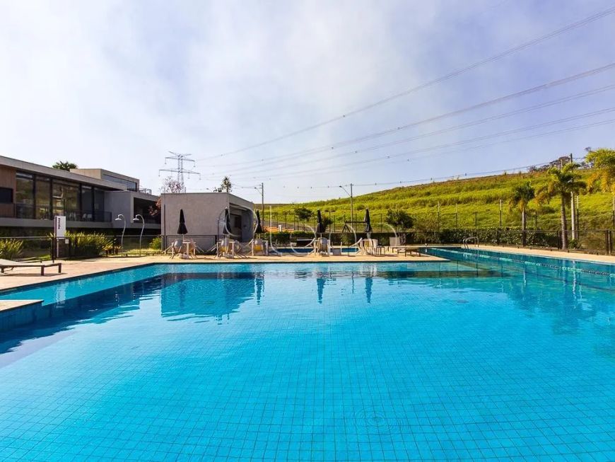 Terreno à venda com 722 m² no Alphaville Dom Pedro 3, Campinas.