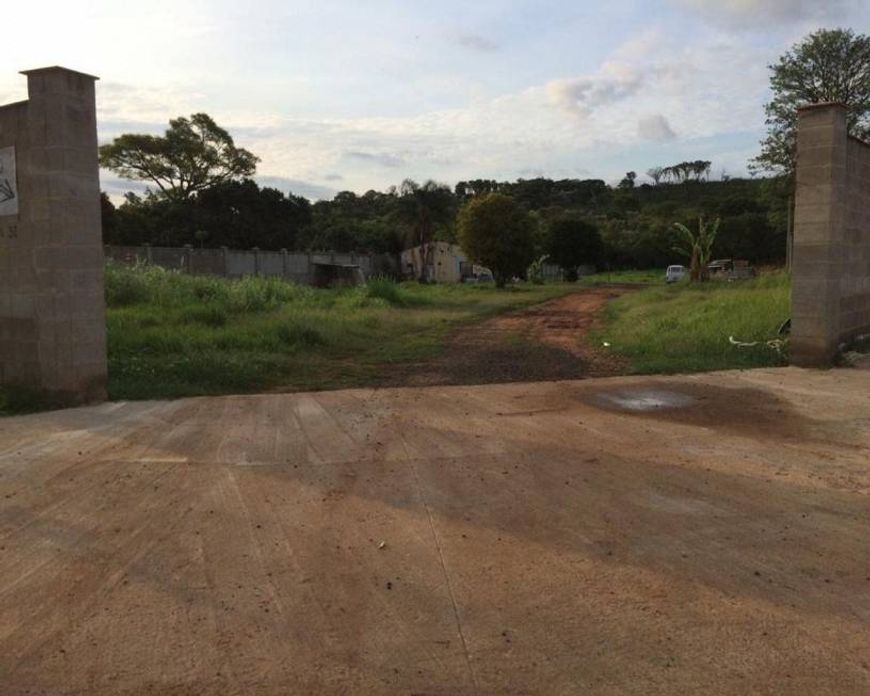 Lote/Terreno para venda possui 12000 metros quadrados em Recanto Fortuna - Campinas - SP.