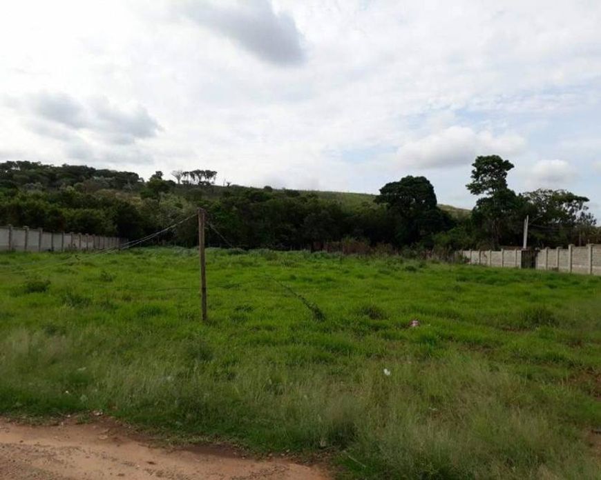 Lote/Terreno para venda possui 12000 metros quadrados em Recanto Fortuna - Campinas - SP.