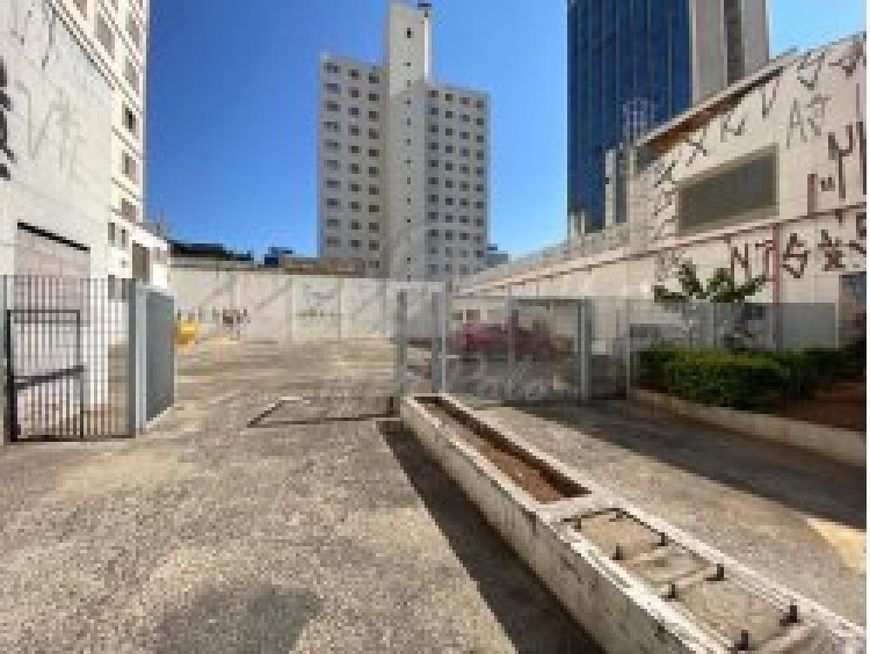 Prédio Comercial a Venda em Campinas tendo área de terreno 1.129,80 m2.