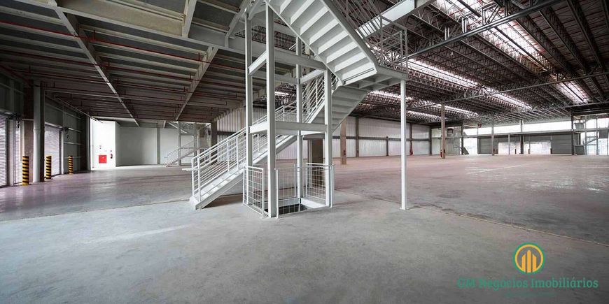 Galpão com 1525m² em condomínio de uso misto